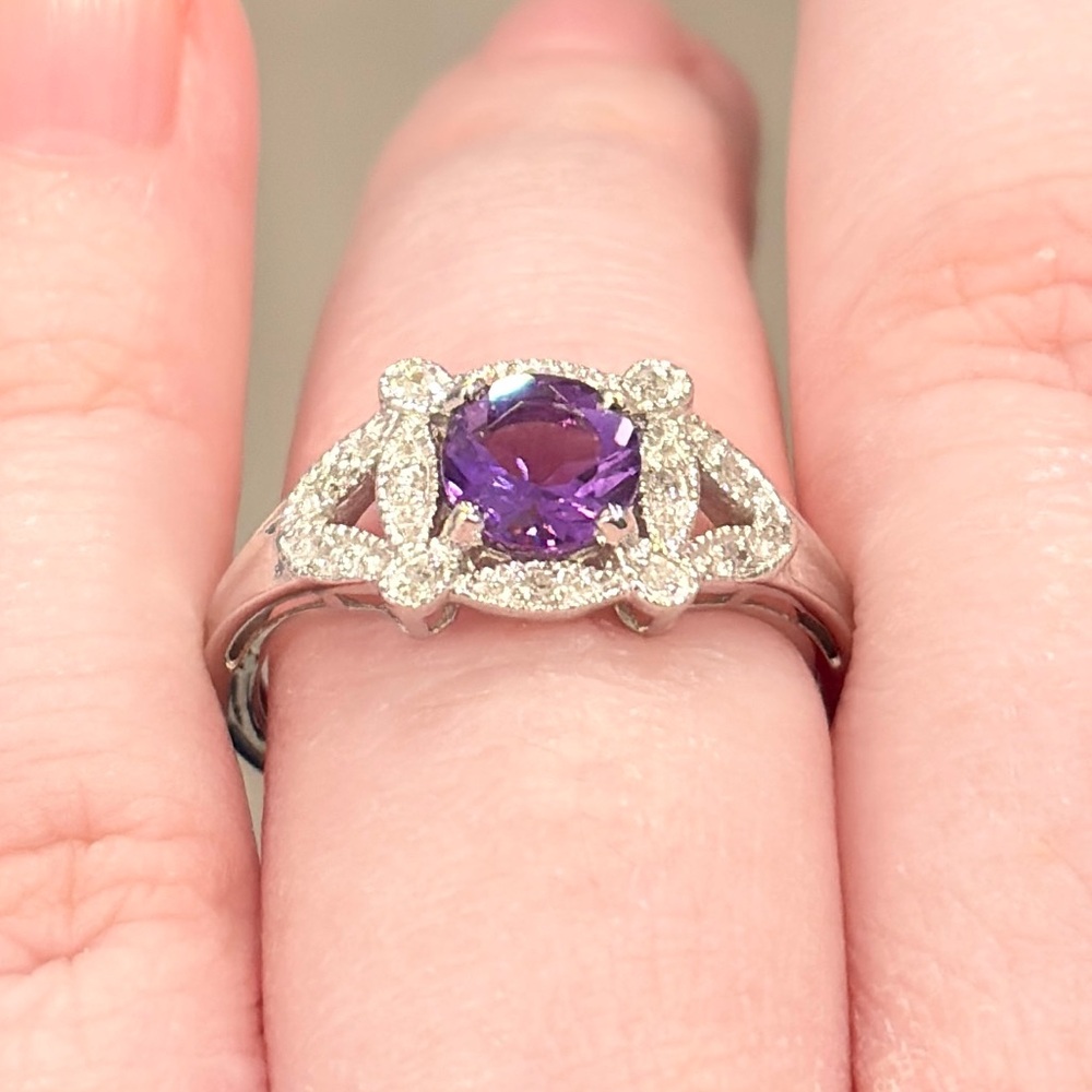 10K Amethyst Diamond Ring, White Gold, Size 7.5, Luxury Solitaire